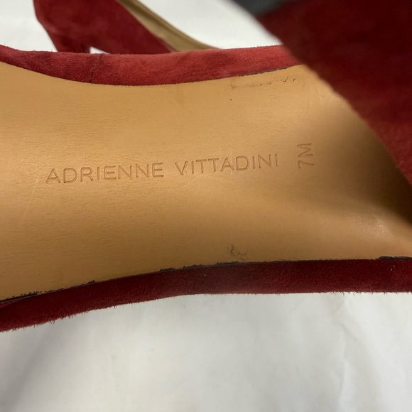 Adrienne Vittadini Faux Suede Shoes Heels  Size 7M    Dark Mauve/ Red - Picture 7 of 9